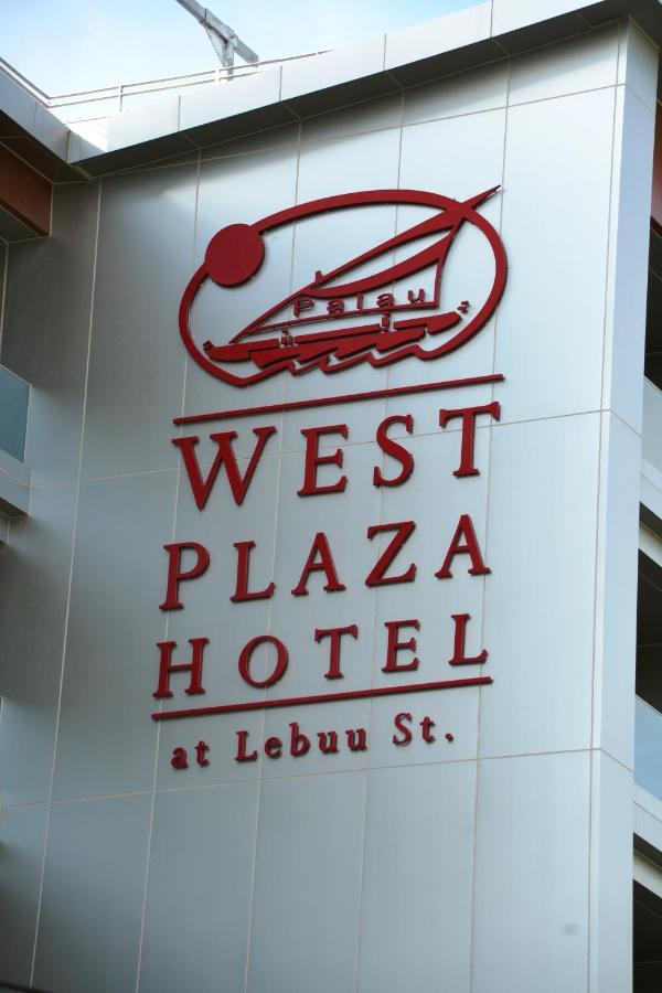 West Plaza Hotel At Lebuu Street 科罗尔村 外观 照片